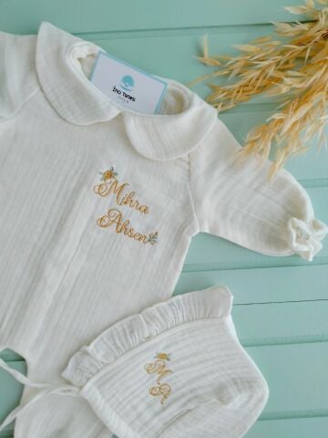Müslin Bebek Set Battaniye + Yastık + Tulum + Sapka + Eldiven