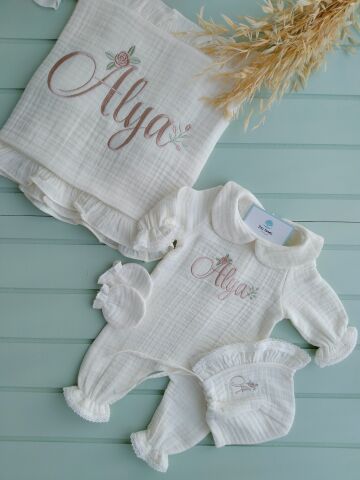 Alya Set -Fırfırlı Battaniye + Yastık + Tulum + Eldiven + Dantel